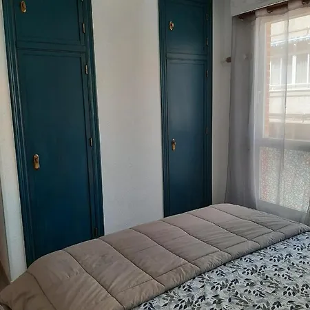 Amazing Sunny Flat With Balcony Pool Two Mins From The Apartmán Torrevieja