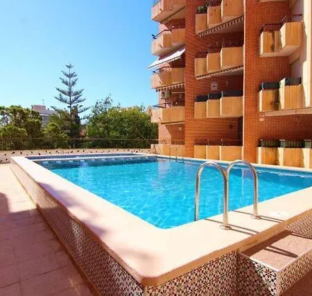 Amazing Sunny Flat With Balcony Pool Two Mins From The דירה *