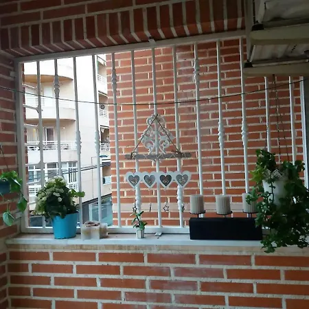 Amazing Sunny Flat With Balcony Pool Two Mins From The Апартаменты Торевьиа