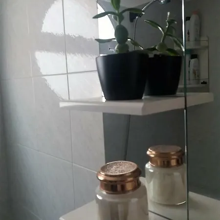 Amazing Sunny Flat With Balcony Pool Two Mins From The Апартаменты Торевьиа