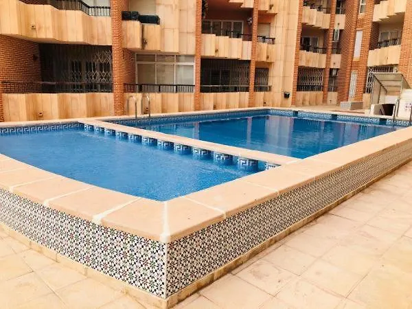 Apartamento Amazing Sunny Flat With Balcony Pool Two Mins From The *