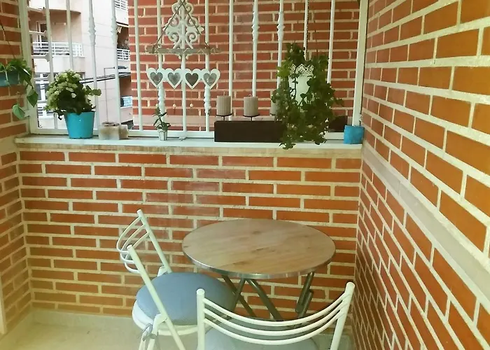 Apartamento Amazing Sunny Flat With Balcony Pool Two Mins From The