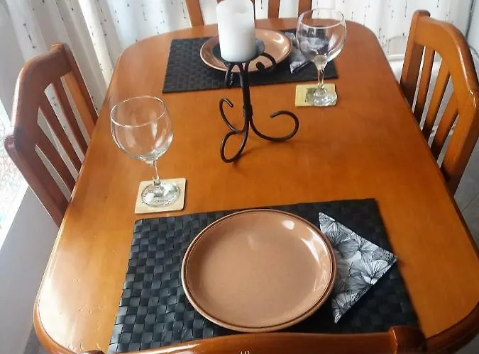 Apartamento Amazing Sunny Flat With Balcony Pool Two Mins From The